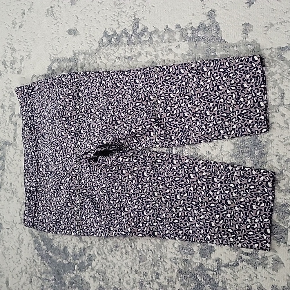 NWT Rafaella Capri - Picture 2 of 7